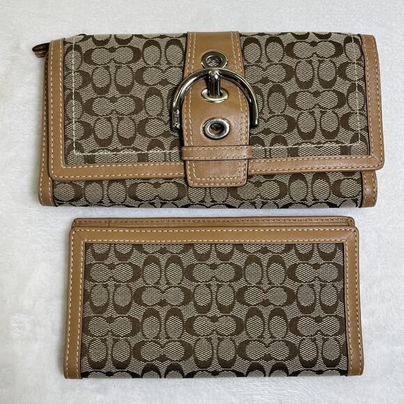 Coach C Signature Brown & Khaki Canvas & Leather Bifold Wallet w/Buckle & Chkbk - Picture 1 of 16